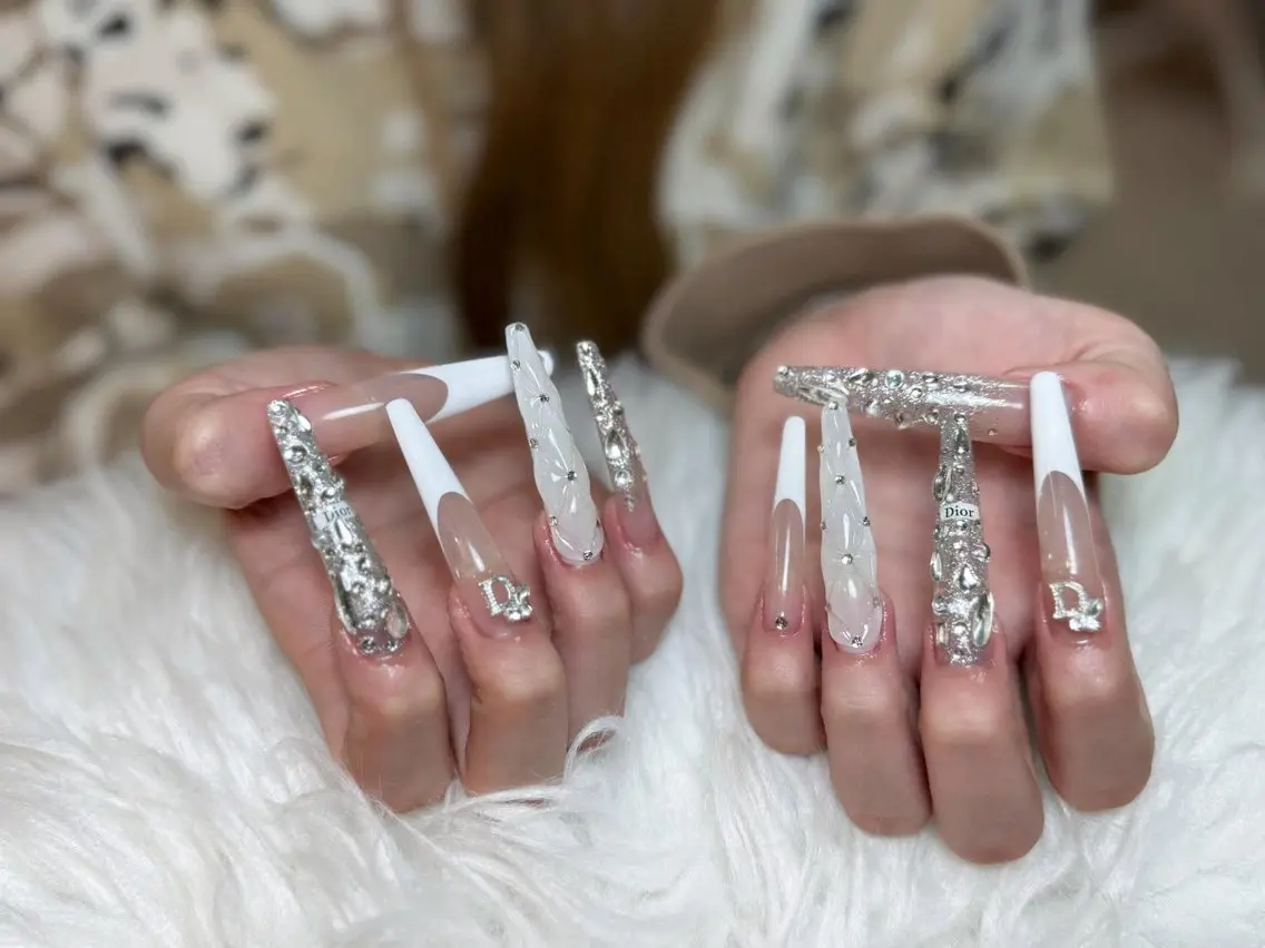 ネイル アートネイル 成人式 ジェルネイル ニュアンスネイル 夏ネイル ハンドネイル Jenn Nail Salonのネイルデザイン