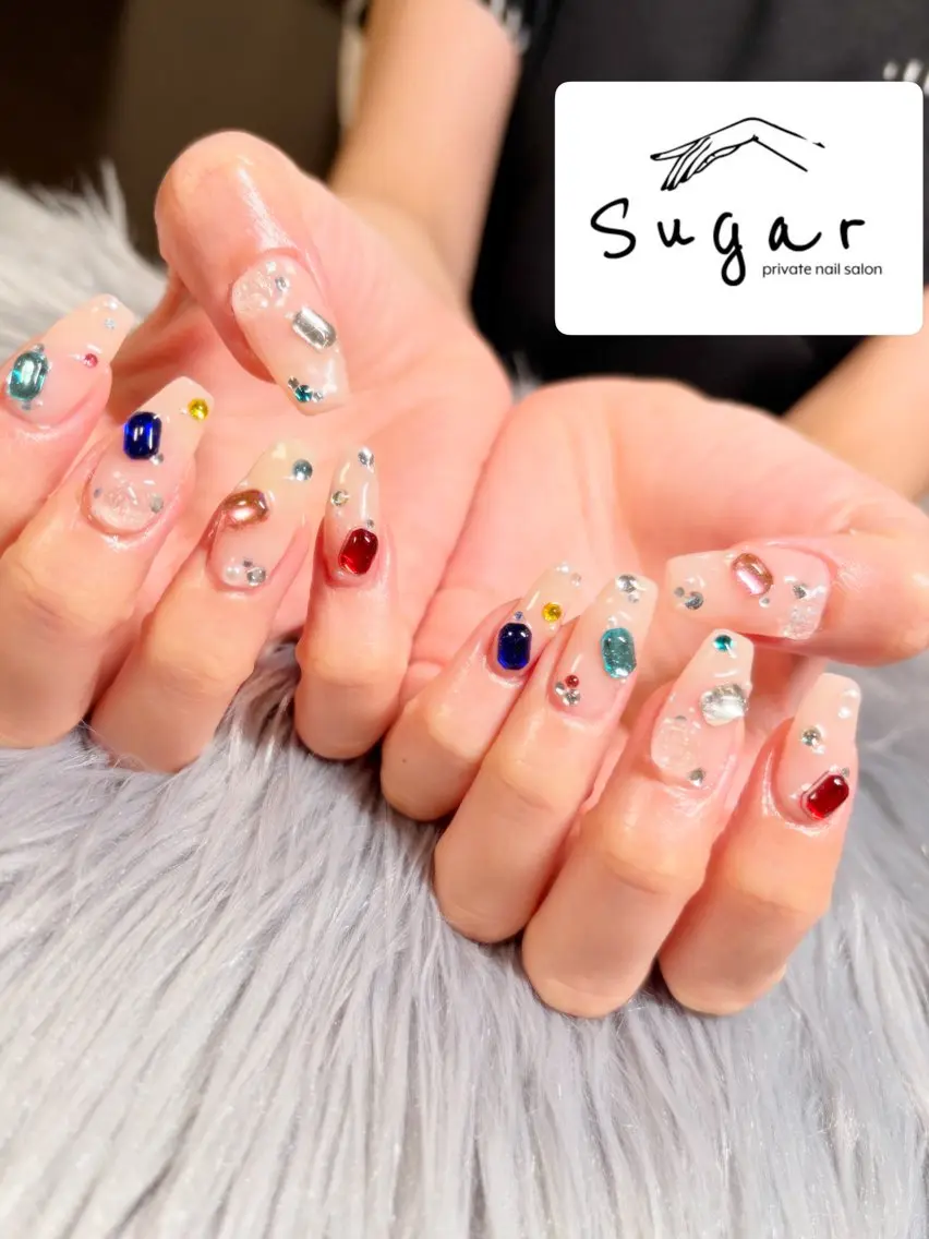 ネイル ストーンネイル ハンドネイル Sugar Erikaのネイルデザイン
