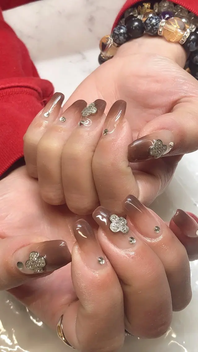 ネイル ✨アン ミユ✨のネイルデザイン