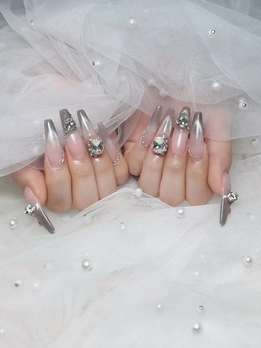 ネイル ハンドネイル ENsalon akiのネイルデザイン
