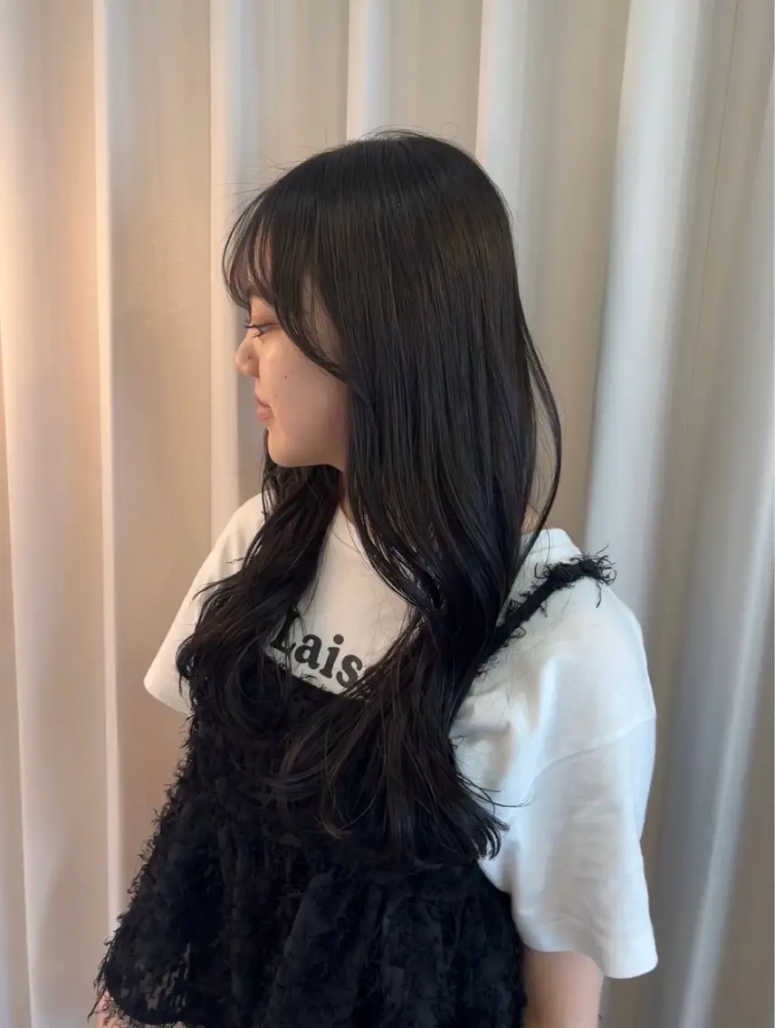 ロング カラー ヘアカラー トリートメント 駒場 まといのヘアスタイル