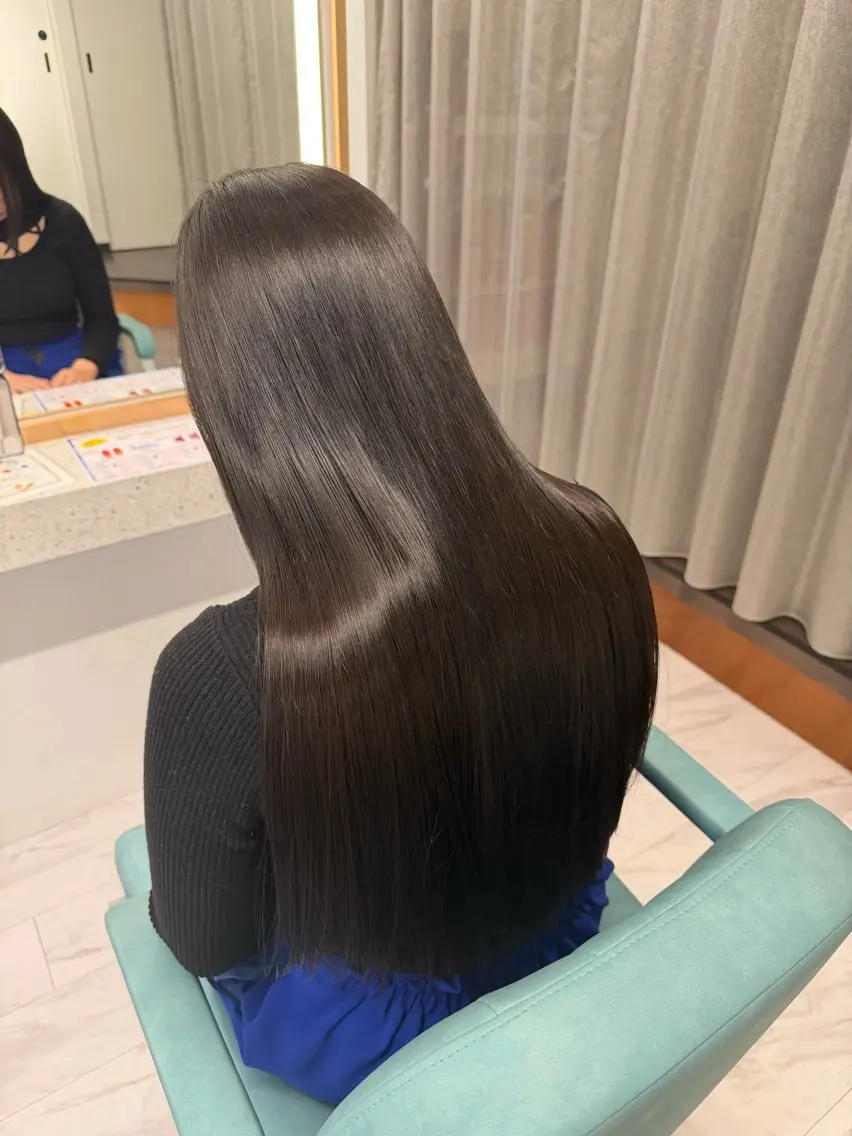 ロング 縮毛矯正 縮毛矯正 髪質改善ELSA元町 城内譲のヘアスタイル