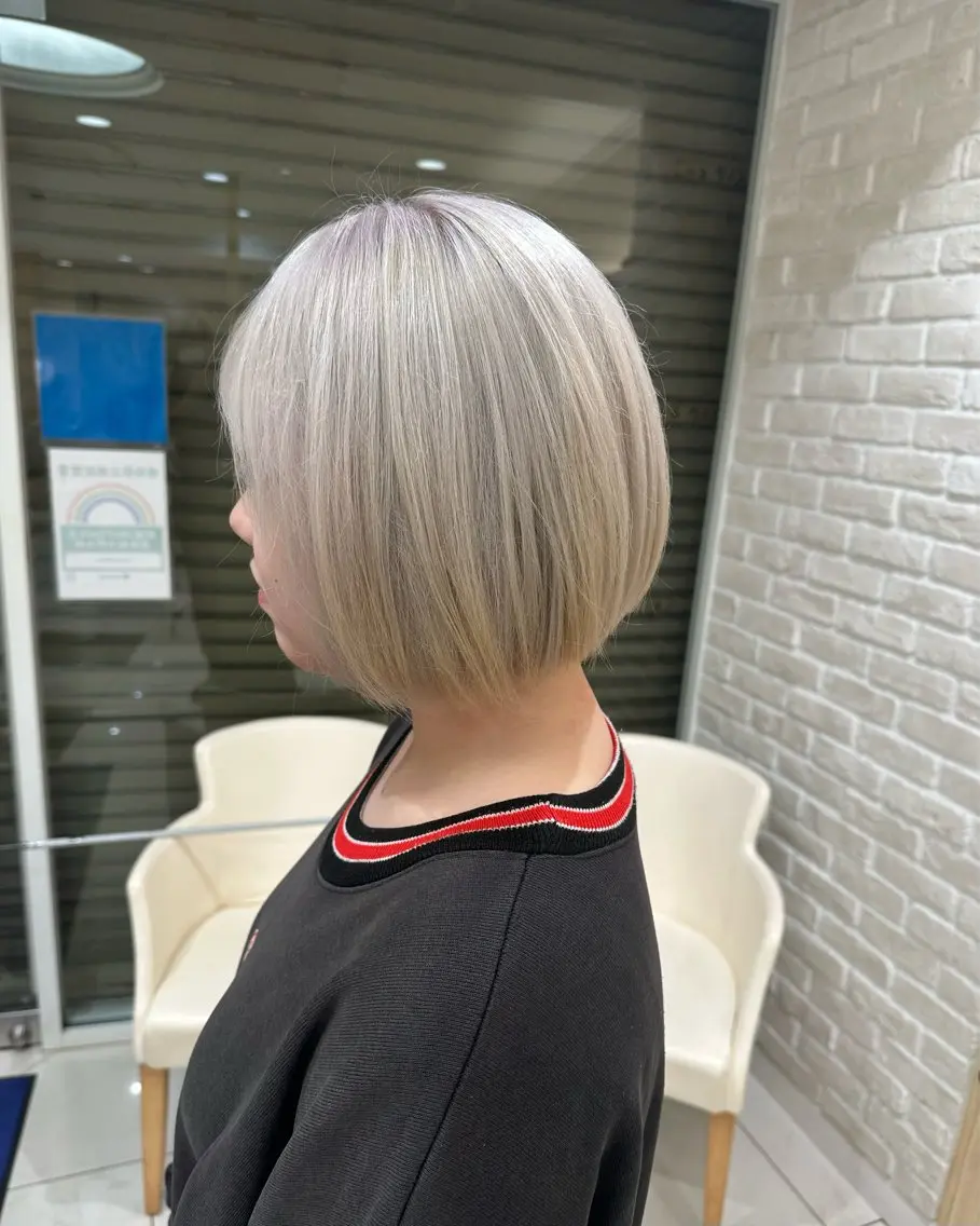 ミディアム カラー ボブ•ショートカット 草野太一のヘアスタイル