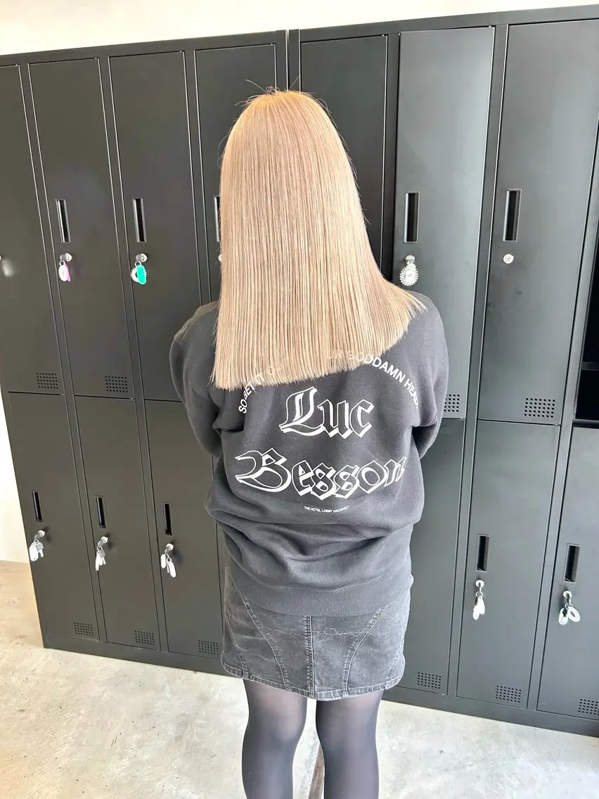 ミディアム カラー 一ノ瀬 暁のヘアスタイル