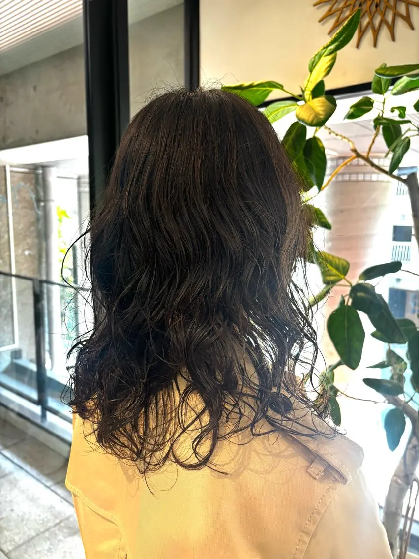 ミディアム ミディアムパーマ YURI🐏脱縮毛× くせ毛活かすスタイルのヘアスタイル