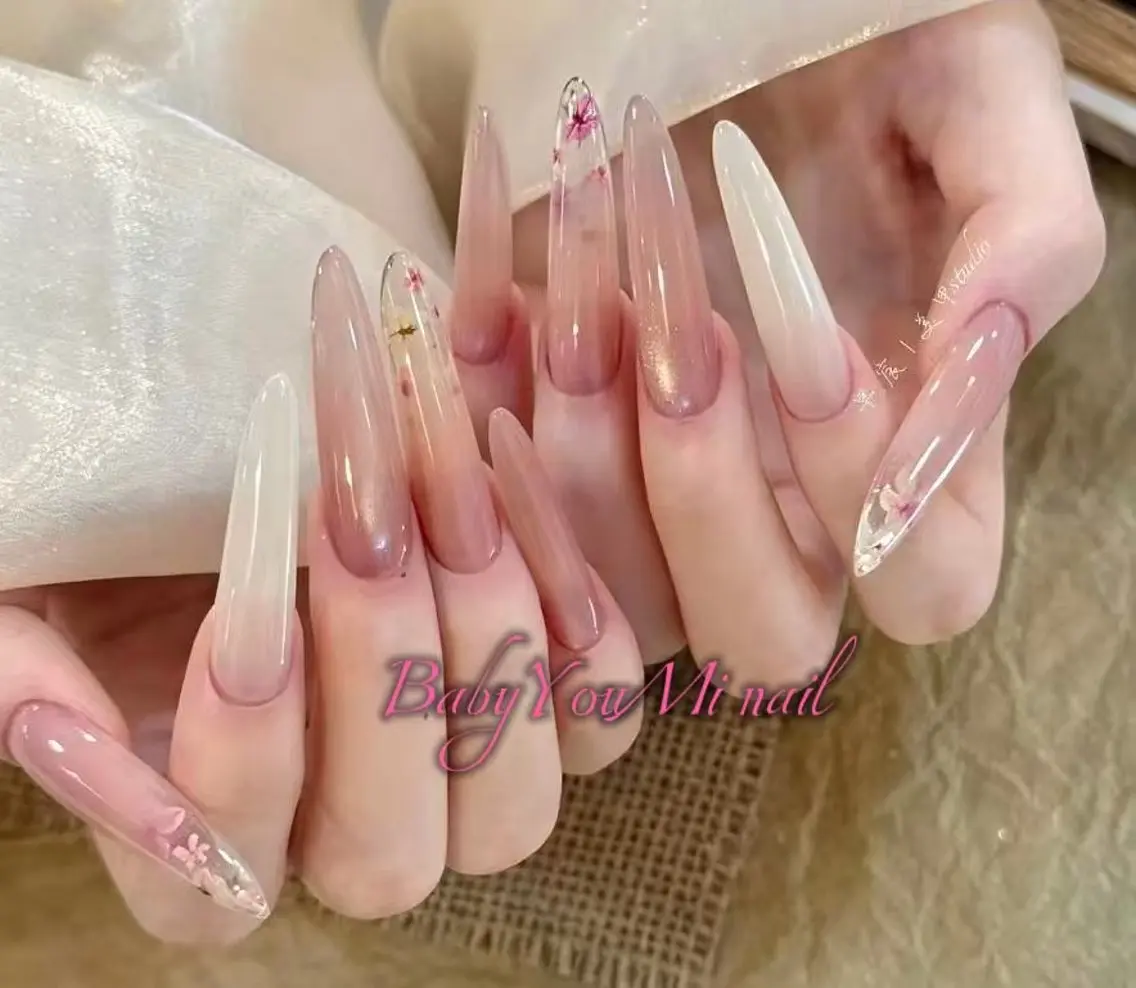 ネイル オーロラネイル チークネイル 成人式 フットネイル フレンチネイル ハンドネイル BabyYouMi ねねのネイルデザイン