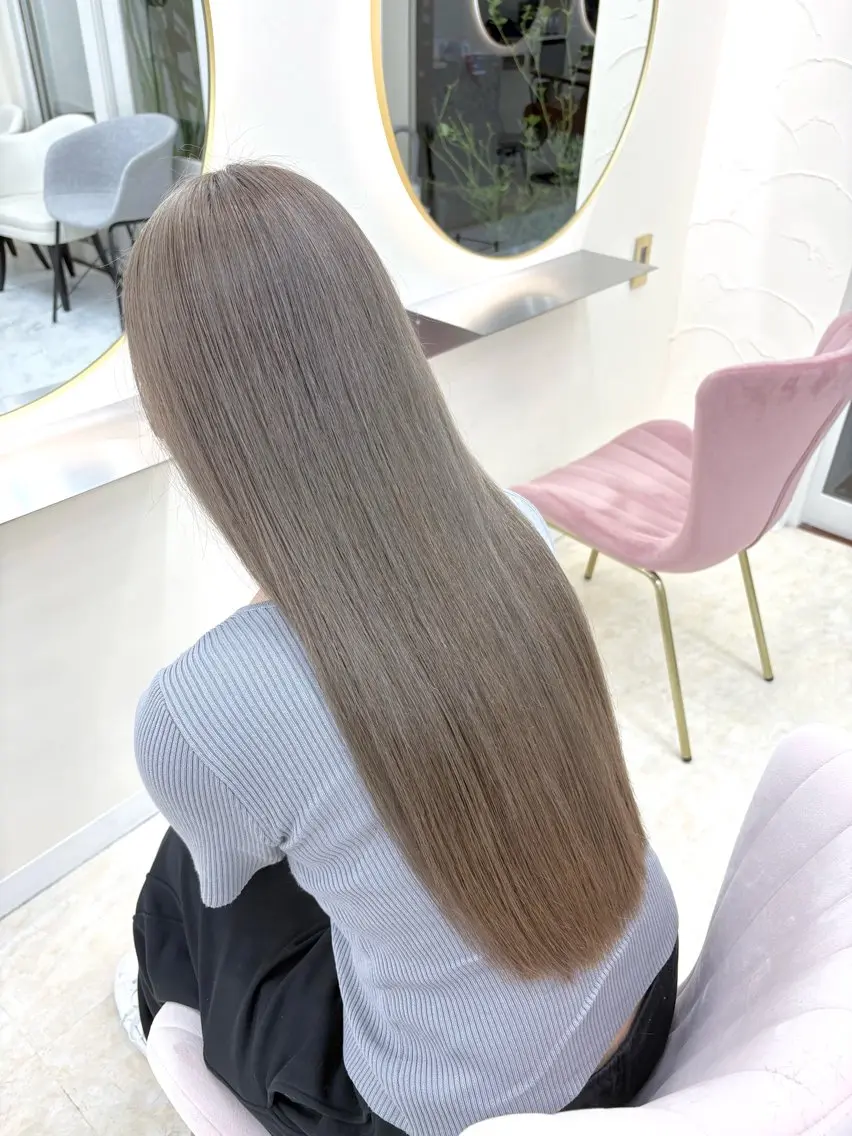 ロング カラー ヘアカラー トリートメント ヘッドスパ 【店長】ブリーチ指名 No.1戸塚優思のヘアスタイル