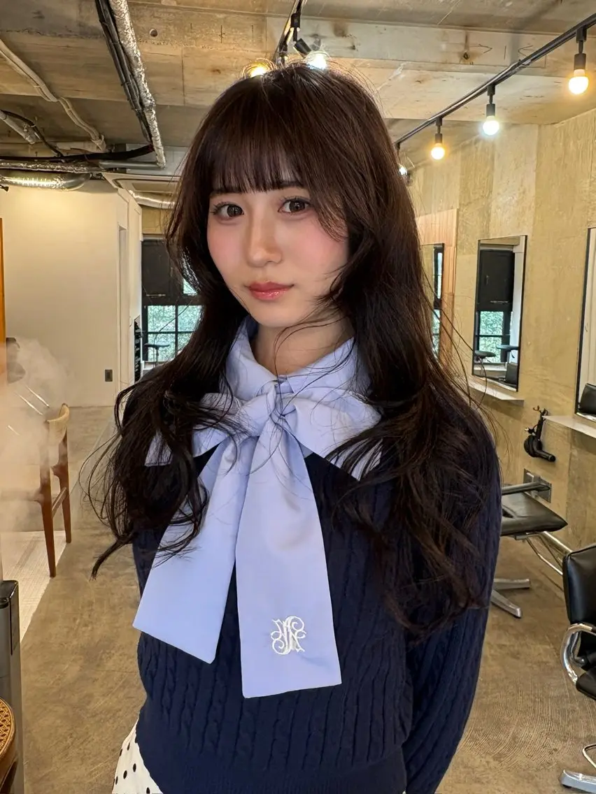 ロング ヘアカラー 柳瀬 和香奈のヘアスタイル