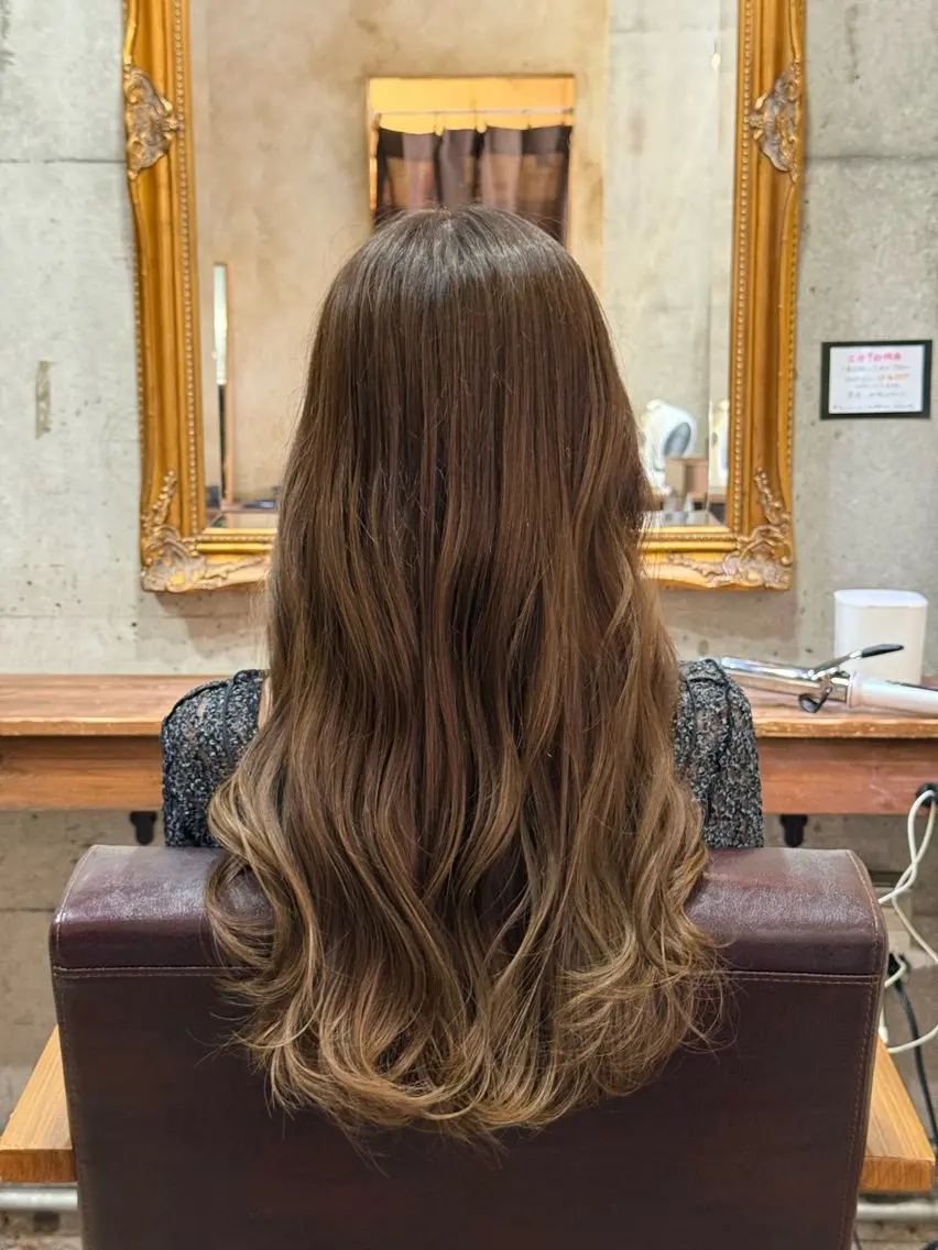 ロング カット ヘアカラー トリートメント ✂︎cadre✂︎ 🪶かまだれいし🪶のヘアスタイル