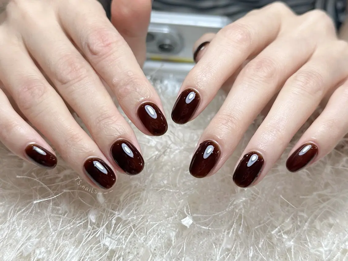 ネイル キラキラネイル マグネットネイル 持ち込み オフィスネイル シンプルネイル ハンドネイル ハンドケア TS. nails___のネイルデザイン