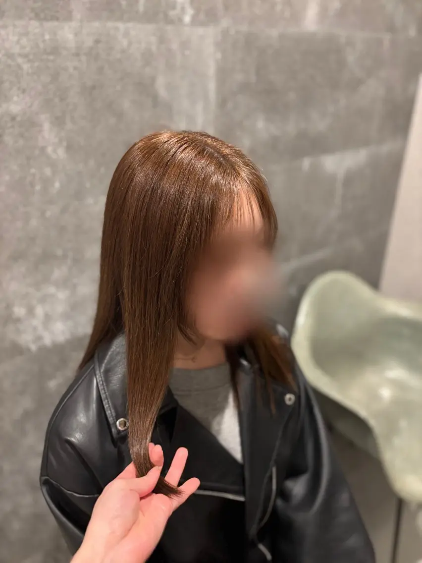 セミロング カラー ベージュカラー ヤマノウチ アヤカのヘアスタイル