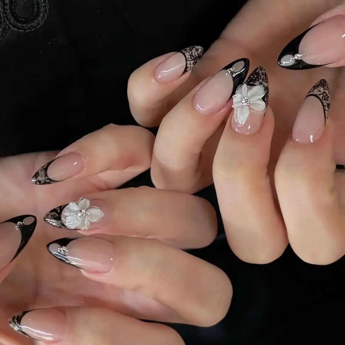 ネイル オーロラネイル チークネイル 成人式 フットネイル フレンチネイル ハンドネイル BabyYouMi nailのネイルデザイン