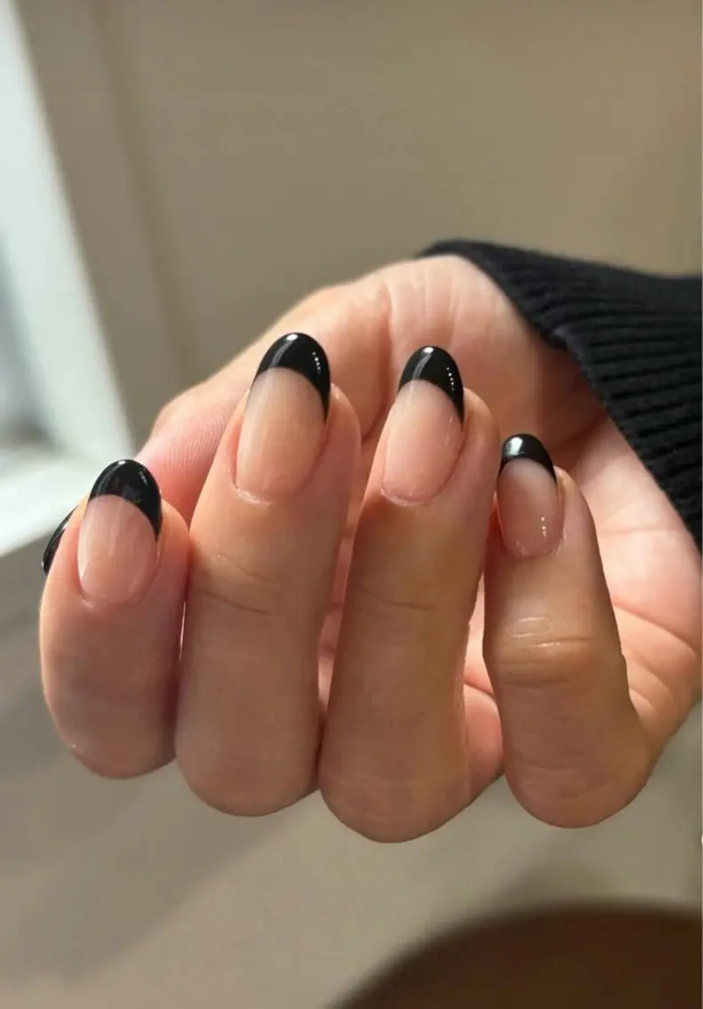 【ハンドネイル】フレンチベース無しの写真