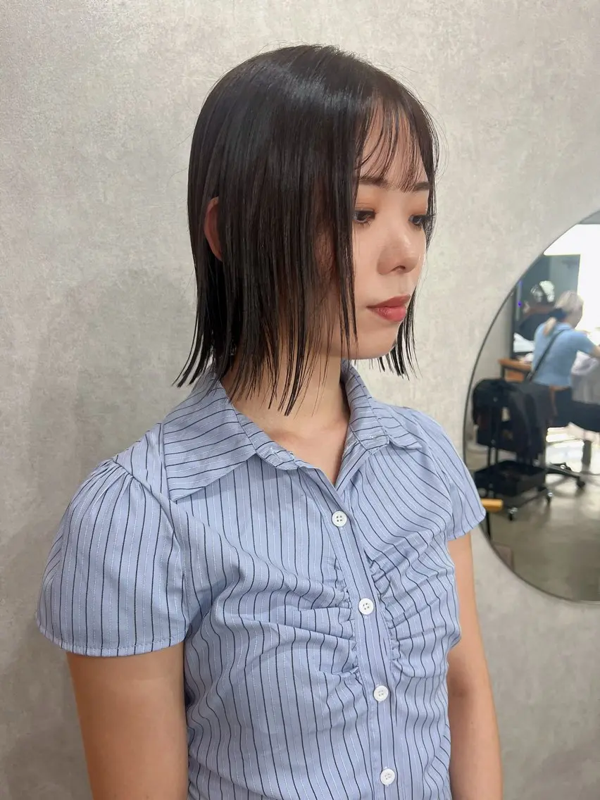 ショート カラー ベージュカラー ブリーチ ケアブリーチ ハイトーンカラー ミルクティーベージュ YUI ハイトーンカラーのヘアスタイル