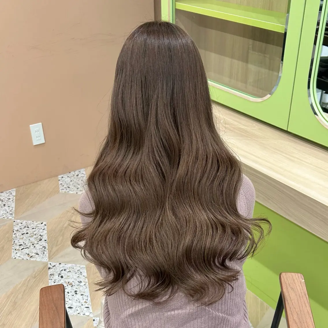 ロング カラー ベージュカラー ブリーチ ブラウンカラー ショコラベージュ 透明感カラー ヘアカラー トリートメント ブリーチなしベージュ /ヘアセット/ミユのヘアスタイル