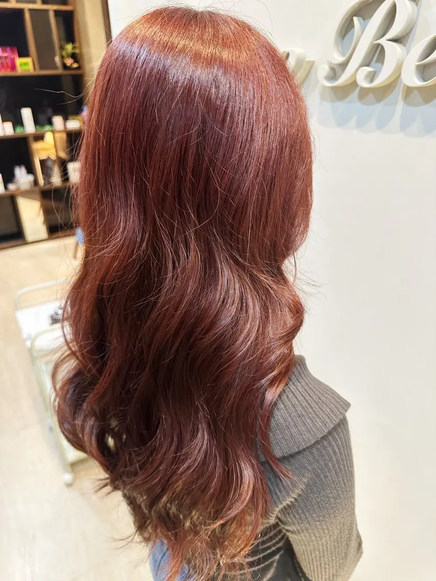 【5月限定クーポン🫧】カット＋トレンド艶カラー＋アロマトリートメント✨の写真
