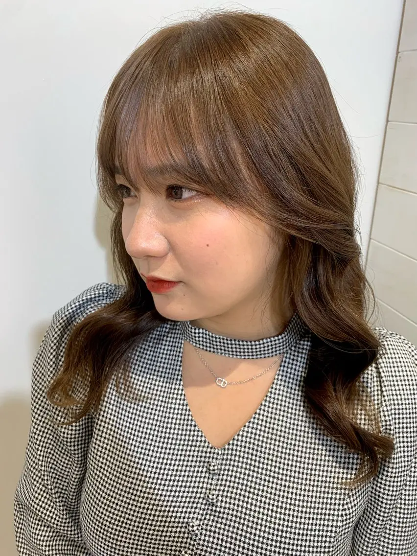 セミロング カラー 🍓韓国ヘア レイヤ ーカット🍓笠原 葵のヘアスタイル
