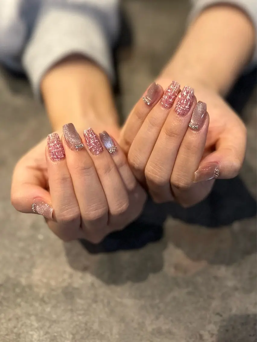 ネイル フレンチネイル マグネットネイル 大理石ネイル(マーブル) ミラーネイル ニュアンスネイル nail salon amanoのネイルデザイン