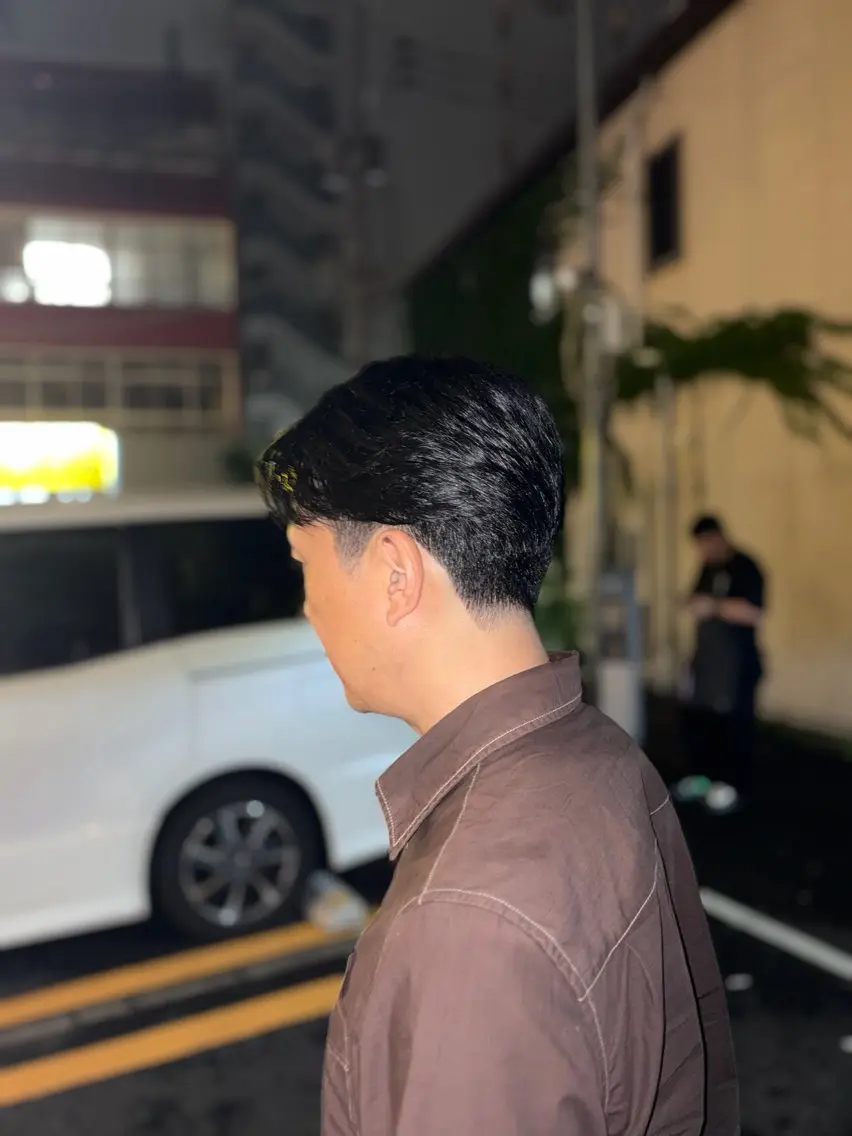 ミディアム カラー 黒髪 メンズカットの天才 脩弥のヘアスタイル