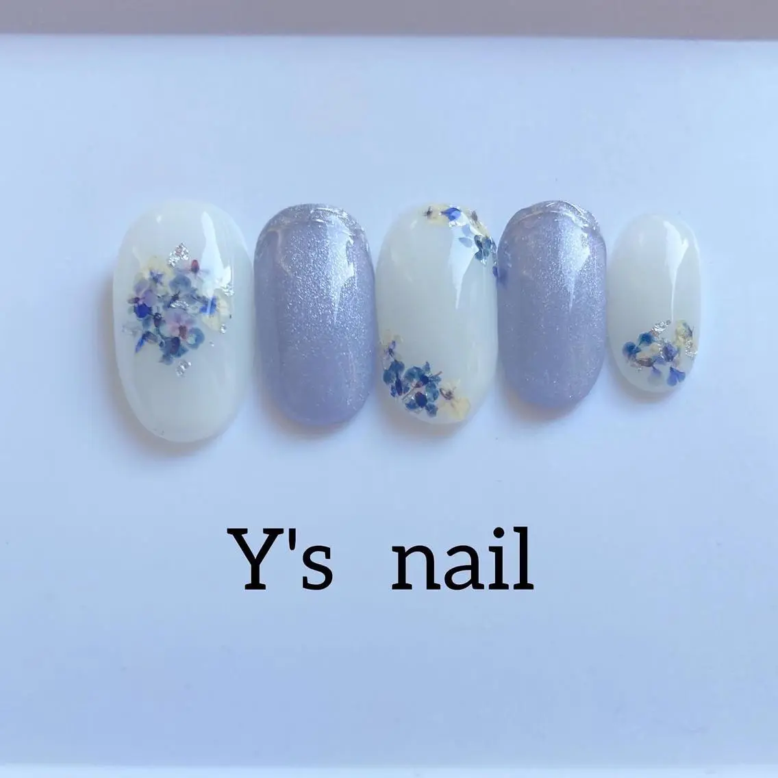 ネイル 手書きが得意🖌️ Y’s  nailのネイルデザイン