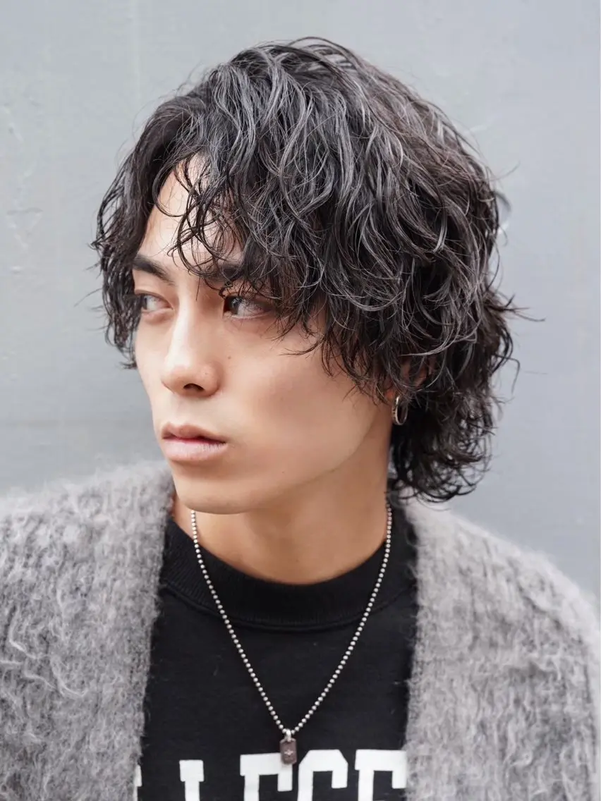 ミディアム ミディアムパーマ カット パーマ トリートメント ヘアセット 蛯原 興輝のヘアスタイル