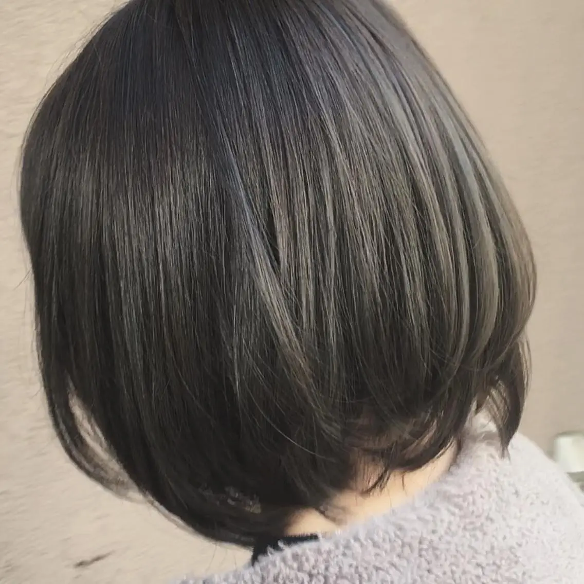 ショート カラー ブリーチ 透明感カラー グレージュ sano sayakaのヘアスタイル