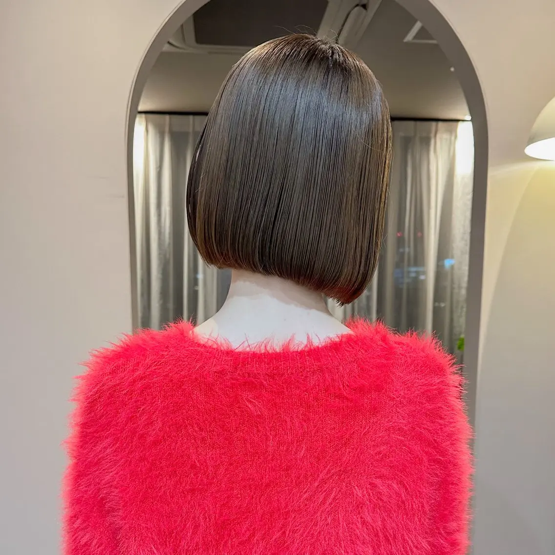 ショート MIYU透明感カラー ブリーチなしWカラーのヘアスタイル