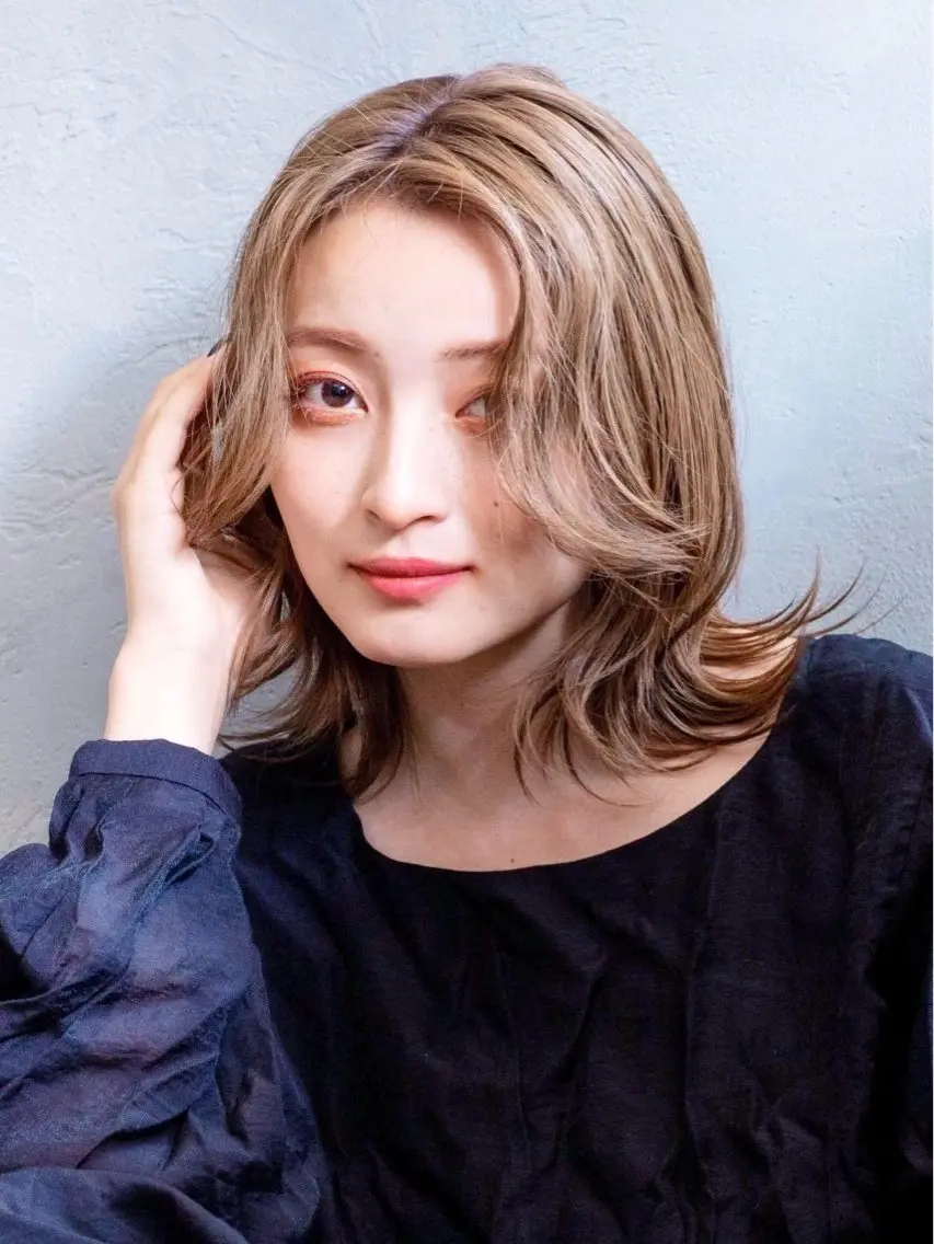 ミディアム カラー 益野 凌のヘアスタイル