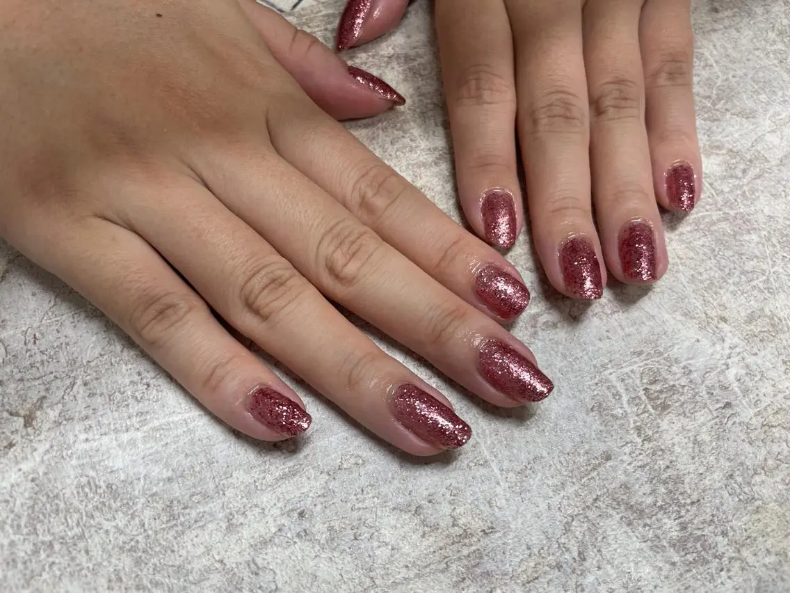 ネイル フットネイル フレンチネイル ジェルネイル ハート キラキラネイル ハンドネイル mogunail &blowのネイルデザイン