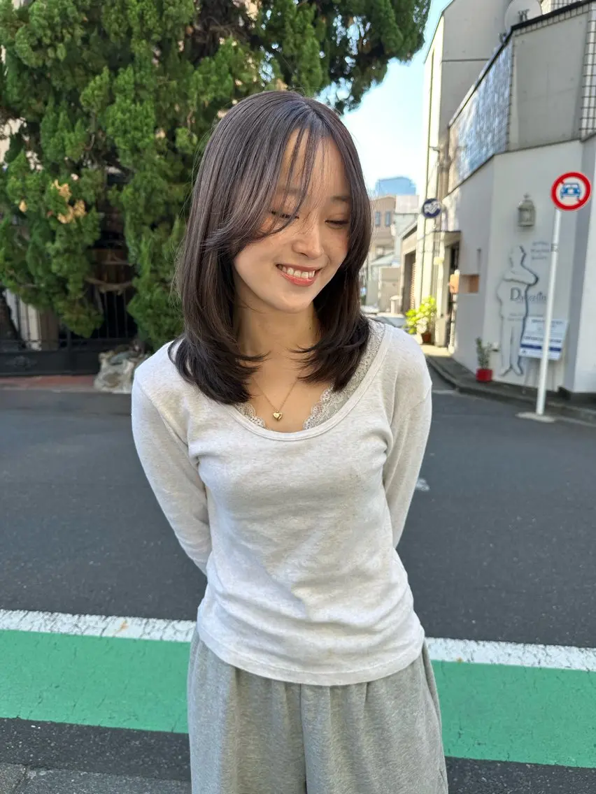 ミディアム カラー カット ヘアカラー トリートメント 柔らか透け感カラー 🌿ムロヤリョウスケのヘアスタイル