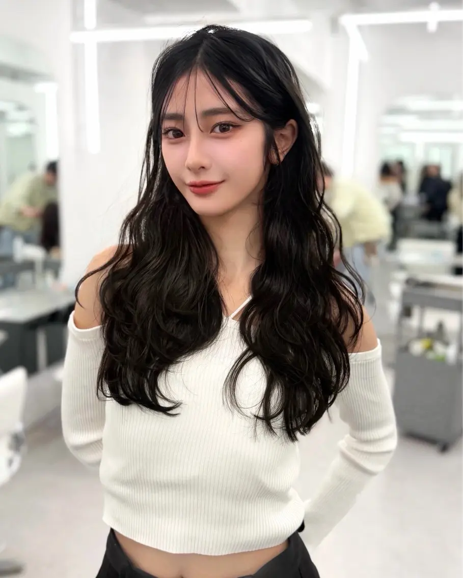 セミロング 顔周りカット 韓国風ヘア レイヤーカット カット ヘアカラー トリートメント ヘッドスパ ヘアセット 前髪顔まわりカット 🌈中村海聖のヘアスタイル