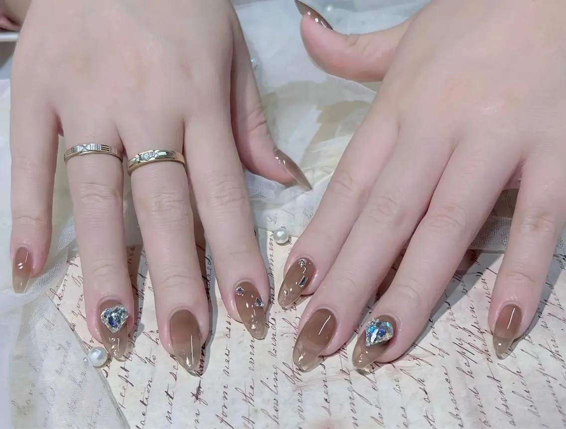 ネイル HIN NAILのネイルデザイン