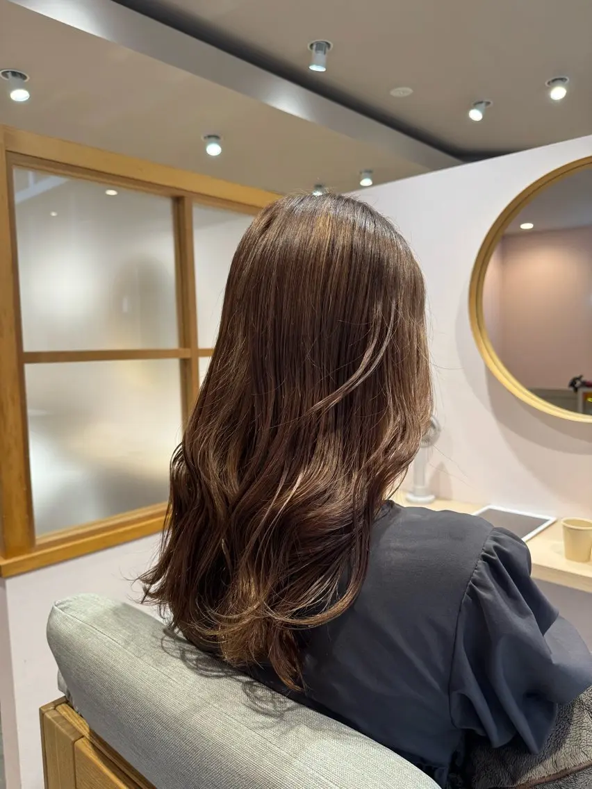カラー AYATO 'のヘアスタイル