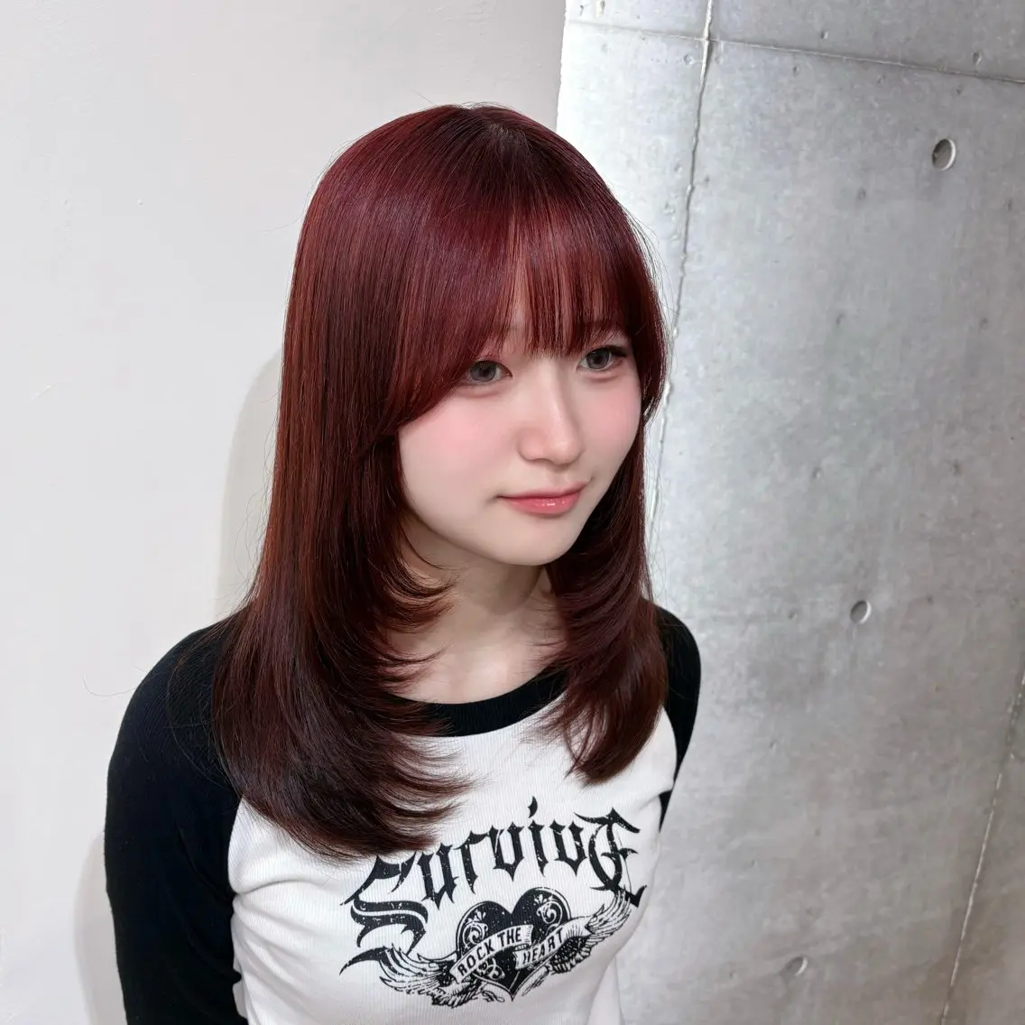 ミディアム カラー AOI🎀 顔周り カット/透明感カラーのヘアスタイル