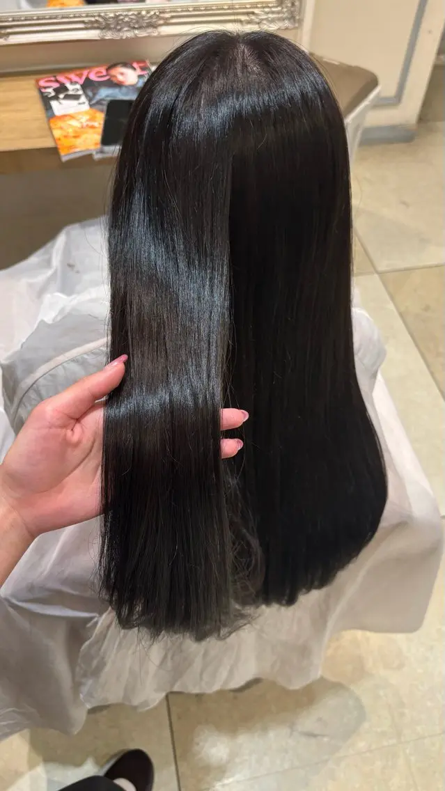 ロング カラー ダークグレー ダークグレージュ グレージュ 万司 来望のヘアスタイル