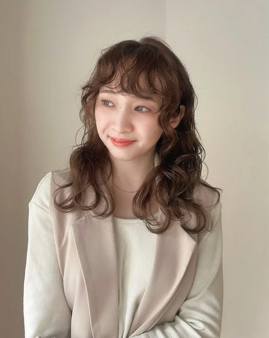 セミロング カット ヘアカラー トリートメント 義本 風佳のヘアスタイル