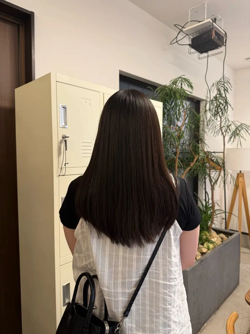 ロング カラー 【 SHELHA 】 コトネのヘアスタイル