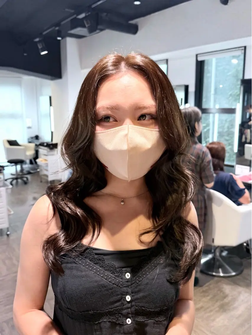 ロング ヘアカラー トリートメント momo🎀韓国レイ ヤー・ハイトーンのヘアスタイル