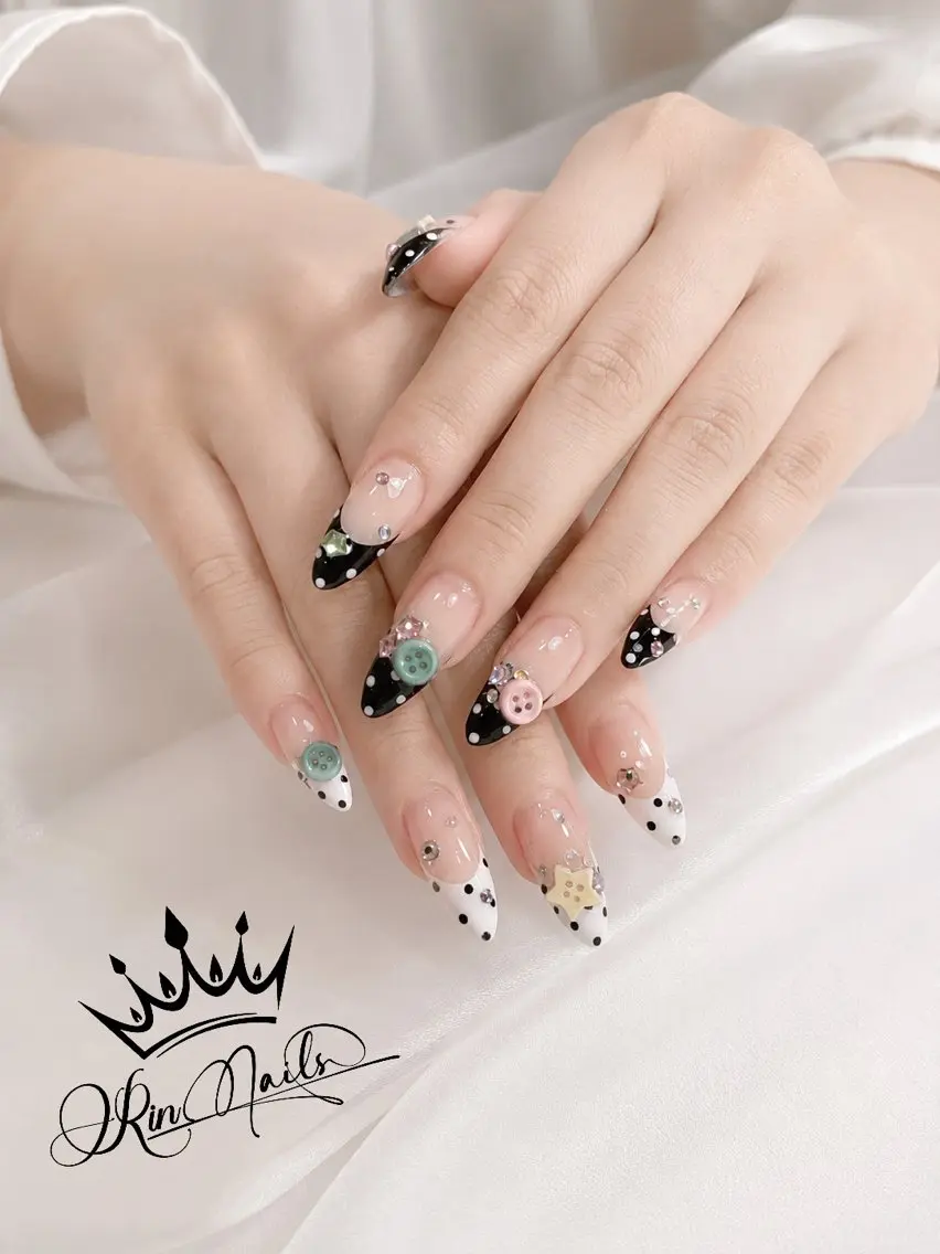 ネイル Rin.nails ネイルサロンのネイルデザイン
