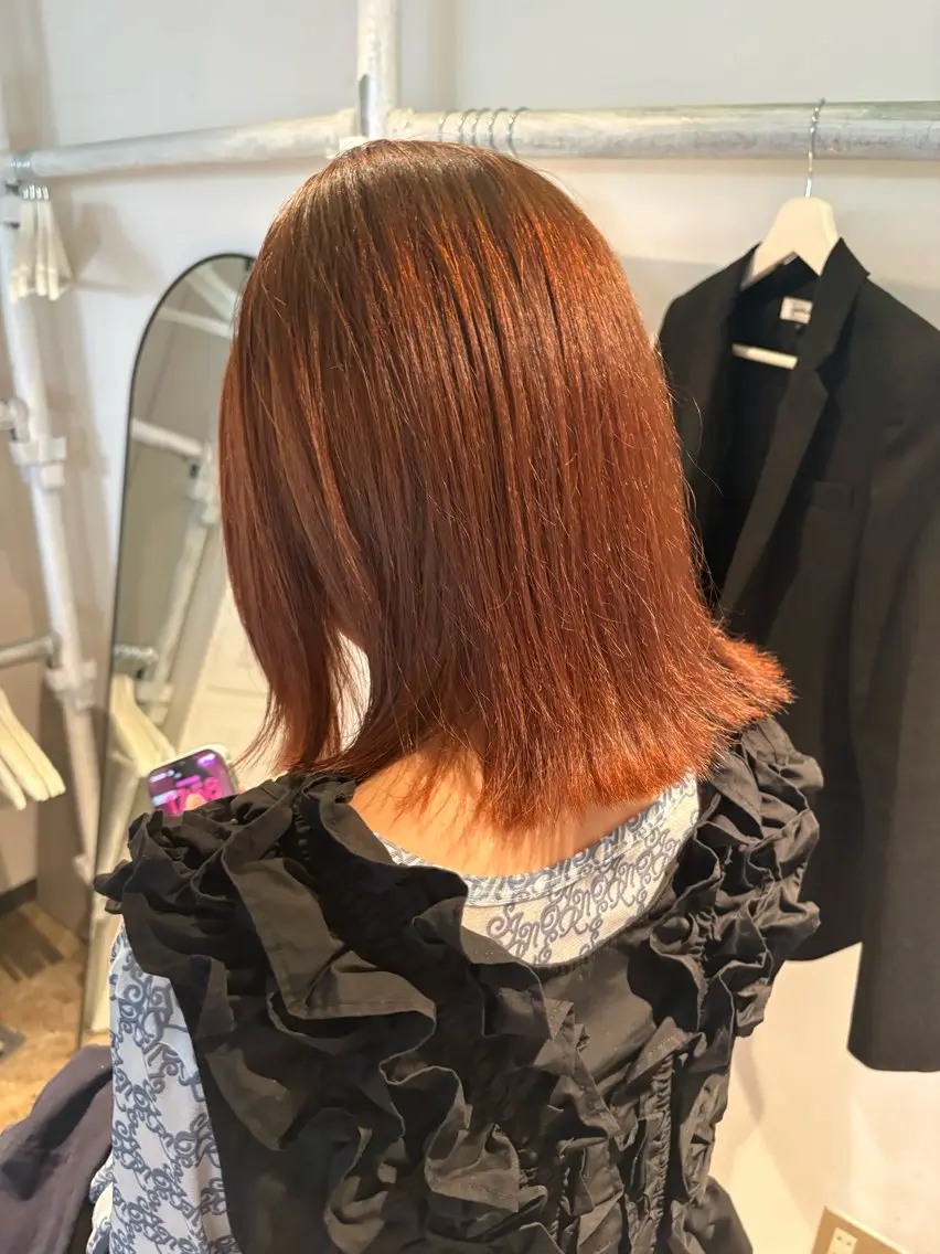 ミディアム カラー ヘアカラー トリートメント ナチュラルカラー/ ハイトーン AMIのヘアスタイル