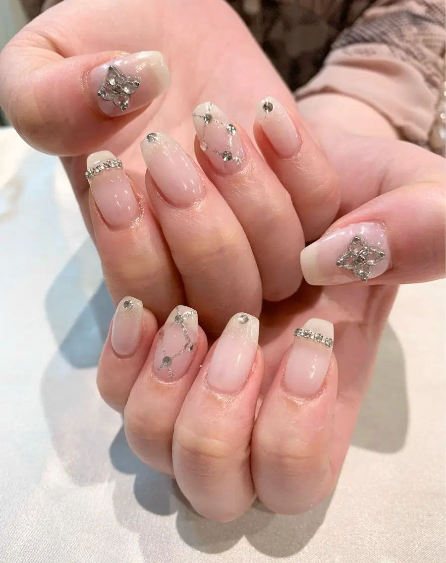 ネイル ハンドネイル ecrin 💎 mayuのネイルデザイン