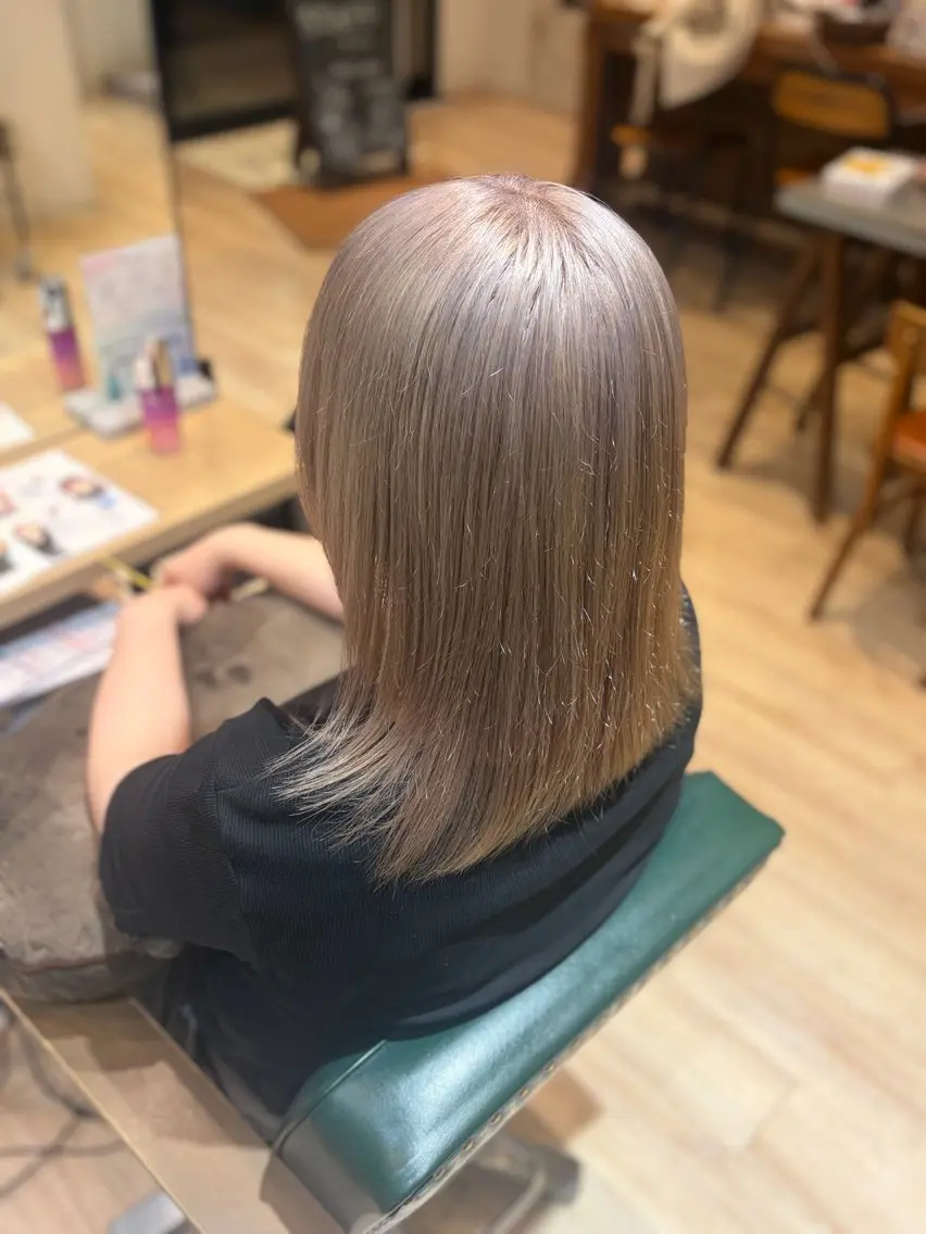 カラー 小野 羅夢のヘアスタイル