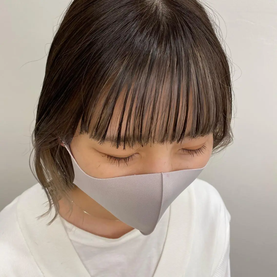ショート カラー デザインカラー イヤリングカラー ハイライトカラー ハイライト ワイドバング カット SANC hair salonのヘアスタイル