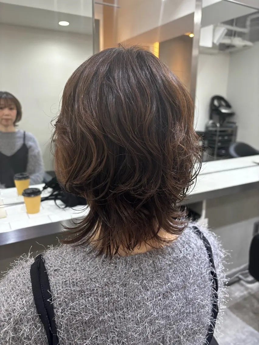 ミディアム カット パーマ トリートメント Viot 銀座 樋口 桃佳のヘアスタイル