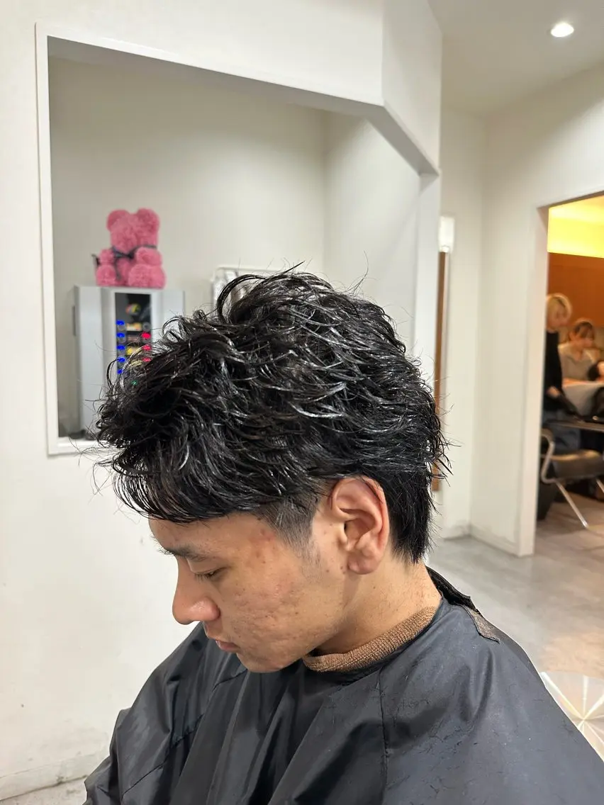 ショート 長谷川 寛のヘアスタイル