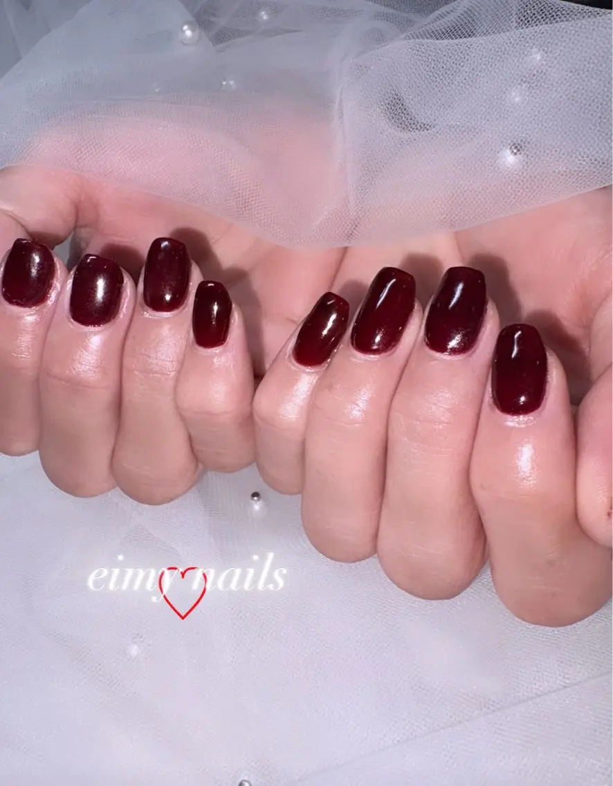 ネイル ワンカラーネイル 赤色 ハンドネイル eimy nails♡のネイルデザイン