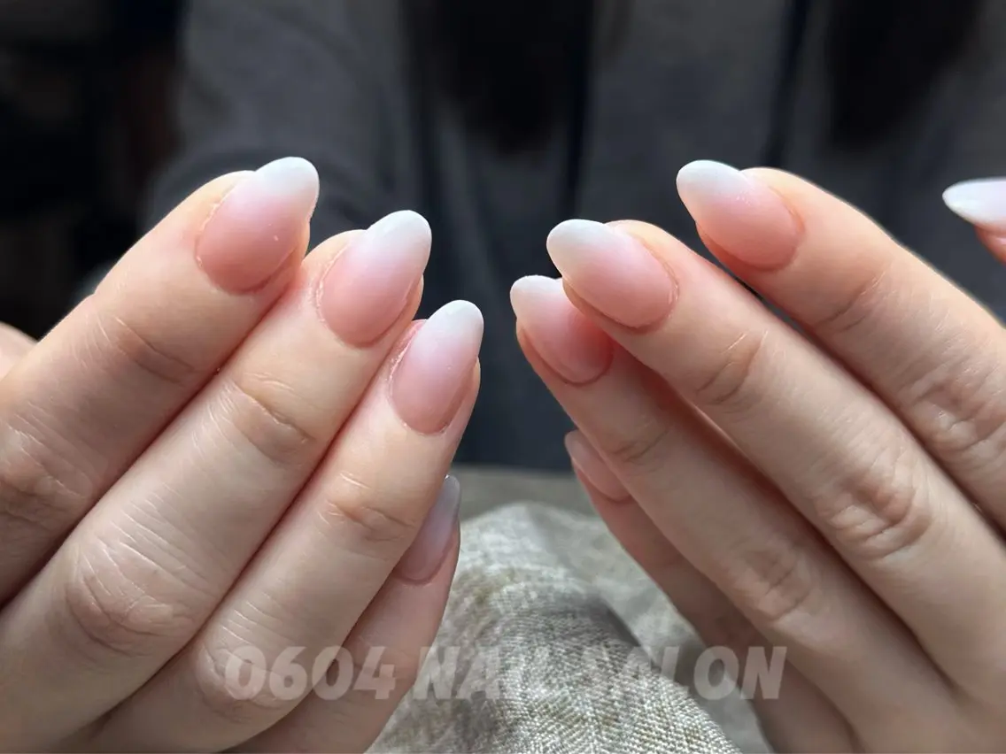 今大人気☆ベイビーブーマーネイル☆の写真