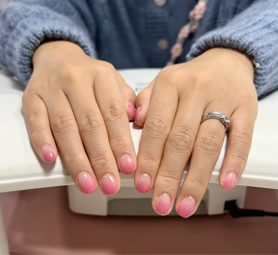 ネイル グラデーション ラメ(グリッター) ラメグラデーション ショートネイル ハンドネイル Eto nail juniorのネイルデザイン