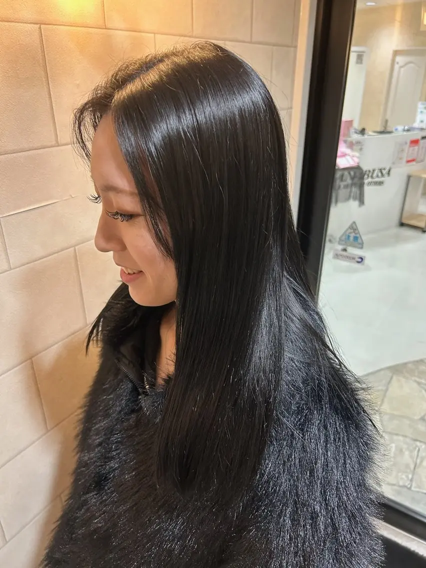 セミロング カラー ヘアカラー 韓国風透明感カラー✨ 播磨茉侑のヘアスタイル