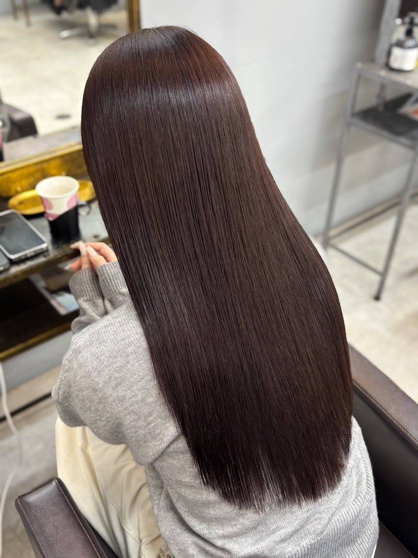 ロング 佐藤 宰 OZ桑野店のヘアスタイル